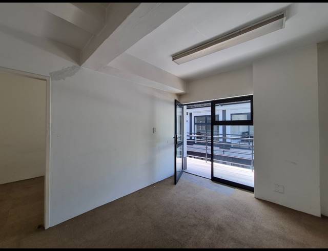 38M² OFFICE TO LET IN MELVILLE
